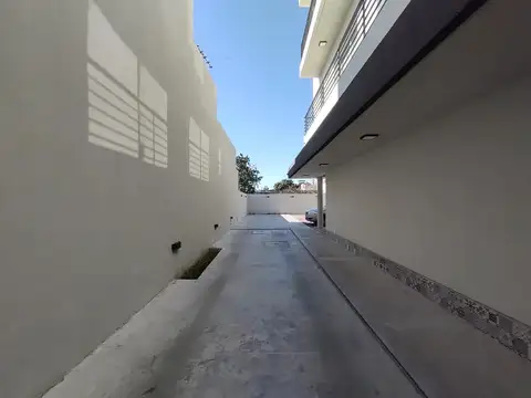 Noguera 400, Piso 1°