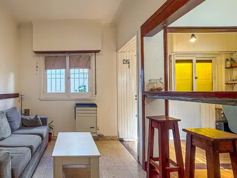 Alquiler PH 3 Ambientes con Patio Barrio Chauvin
