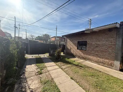 OPORTUNIDAD VIVIENDA C/ LOCAL + GRAN FONDO