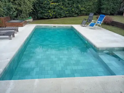 Casa 5 ambientes con 3 baños