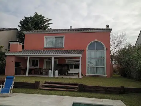 BARRANCAS DEL LAGO | CASA EN ALQUILER al 407