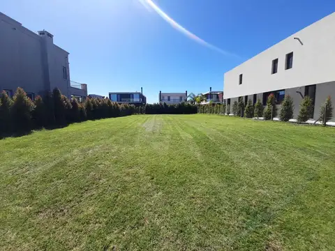 Boulevard los Castaños 300