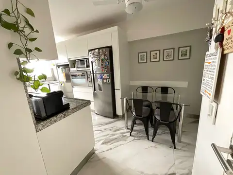 Departamento 6 ambientes con 4 baños