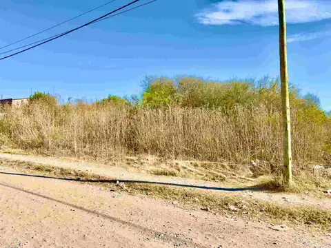 Zona Sudeste. Los Gremios. Mza. A Casa 100