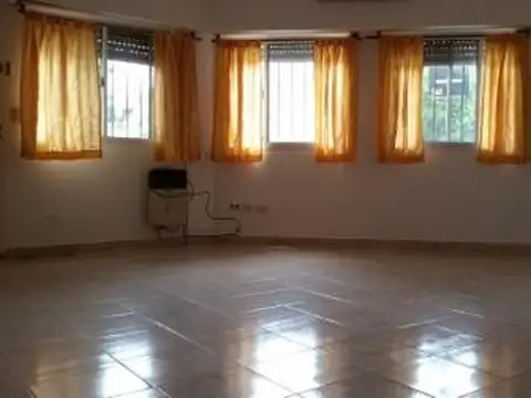 Departamento en Alquiler en Liniers, $ 500.000