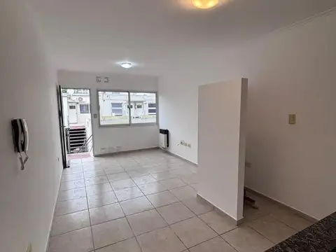 Departamento en Alquiler en San Martin, $ 450.000