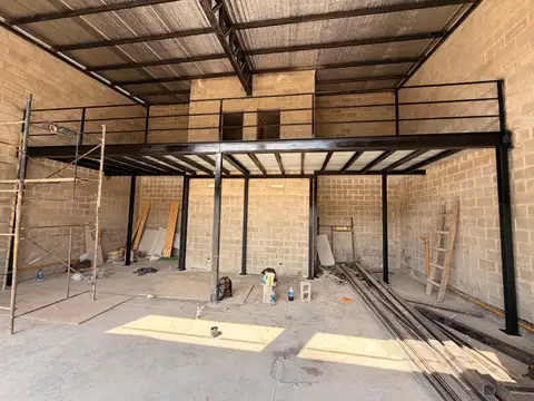Local en Venta Via Pública