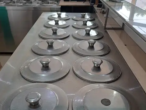 VENTA FONDO COMERCIO HELADERIA LE VOLT - SAN JUAN y FRENCH