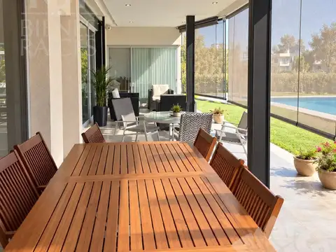 Casa en Venta en El Cantón - Norte, USD 325.000