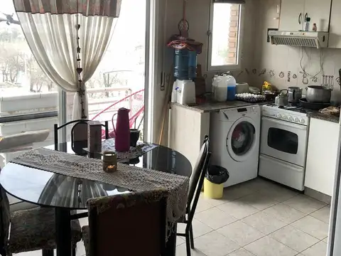 Departamento de 1 Dormitorio en el centro de Puerto Gral San Martin.