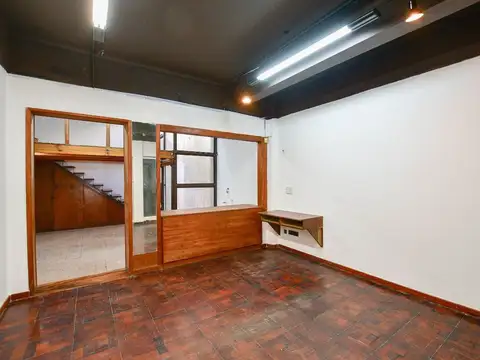 calle 6 entre 47 y 48 700