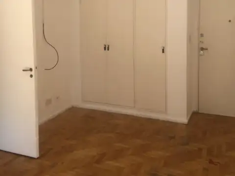 Agüero 1200, Piso 2