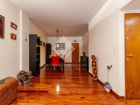 Departamento 5 ambientes con 4 baños