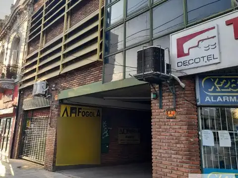 Cochera cubierta en venta - 21Mts2 - Avellaneda