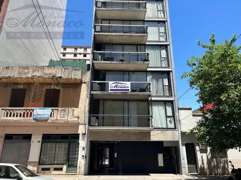 Cullen 5200, Piso 5°
