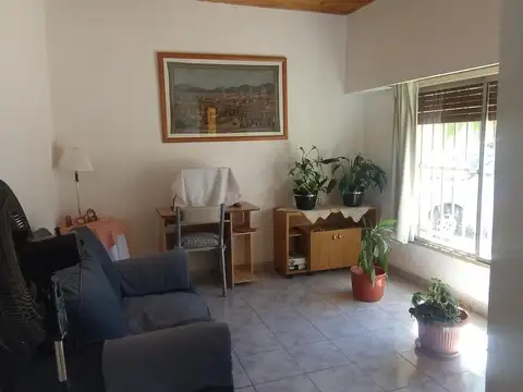 Casa en Venta en Neuquén, USD 190.000