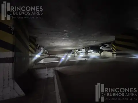 VENTA - Cochera en Barracas - Seguridad 24hs!