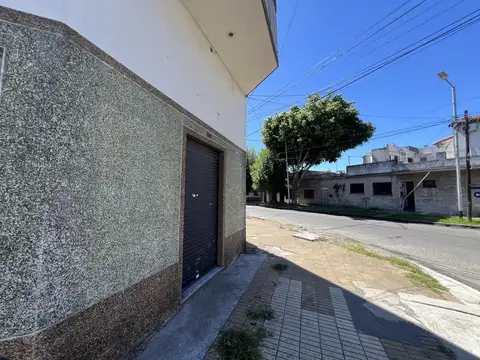 Local en Venta 50 años