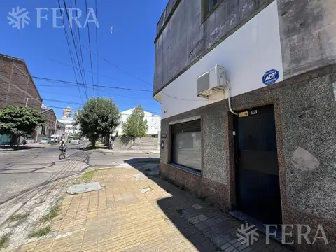 Venta local de 46 m2 en Crucecita