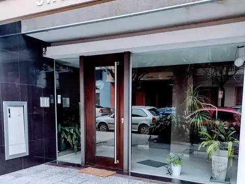Villa Pueyrredon 3100 Monoambiente Apto Profesional  vista abierta muy luminoso contrafrente  con balcon