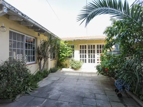 VENTA CASA 5 AMB. 2 GALPONES OFICINA FLORIDA MITRE