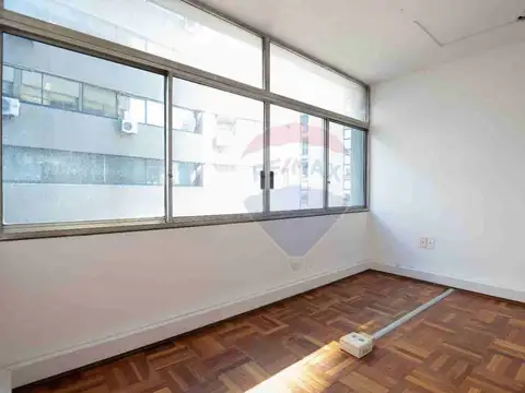 Oficina en Venta en Cordón , USD 109.000