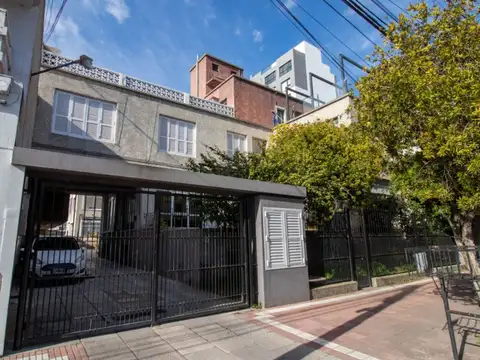 Depto Tipo Casa 4 ambientes con 2 baños