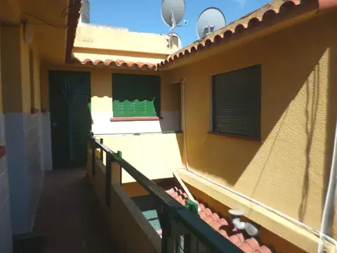 calle 1 1800, Piso 1