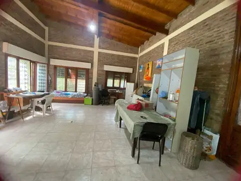 Casa 2 ambientes con 1 baño