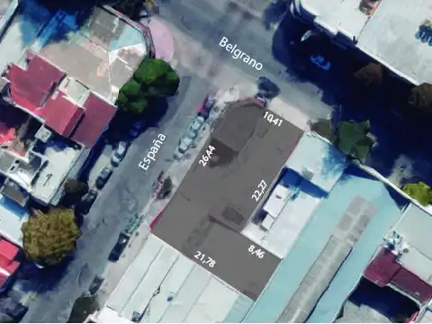 Lote en estratégica zona del Microcentro de la ciudad.