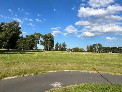 Terreno en Venta en Los Pinares Country Club, USD 76.000