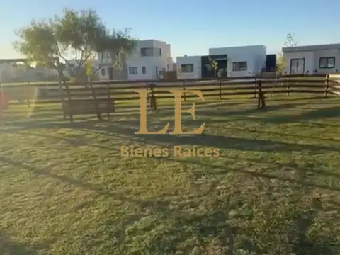 Terreno en Venta en Pilar Del Este - Santa Elisa, USD 27.000