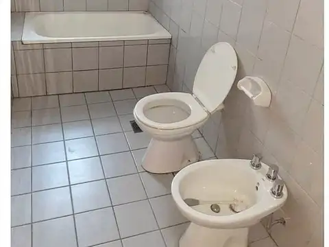 Depto Tipo Casa en Venta con 1 cocheras