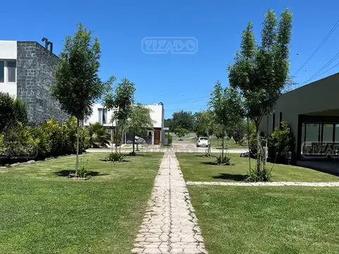 SpringPark Pilar, Colectora Panamericana km