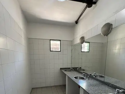Tacuarí 1200
