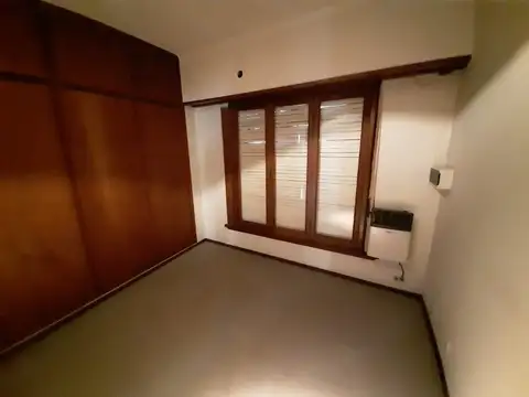 Mitre 700