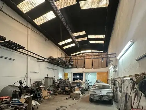 Galpón en venta de 367m2 ubicado en Mataderos