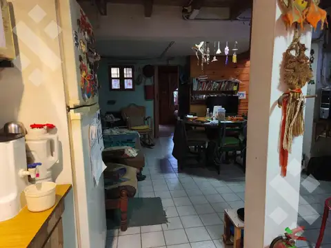 Casa 3 ambientes con 2 baños