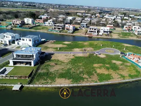 Lote  en venta Barrio San Fermín- sector isla