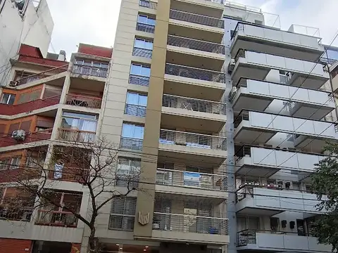 EXCELENTE MONOAMBIENTE MUY LUMINOSO