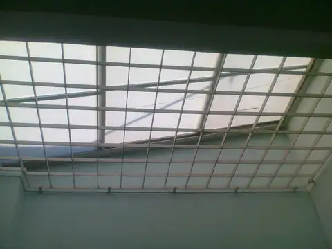 Casa 8 ambientes con 1 baño