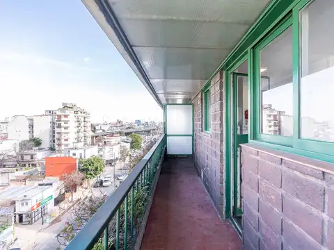 Venta Departamento 2 Amb Cochera Balcón y Baulera