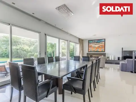 Casa en Venta de 5 dormitorios