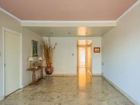 Departamento en Venta en Barrio Norte, USD 220.000