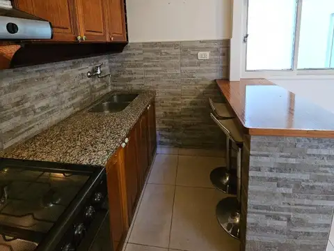 Depto Tipo Casa en Alquiler de 1 dormitorio