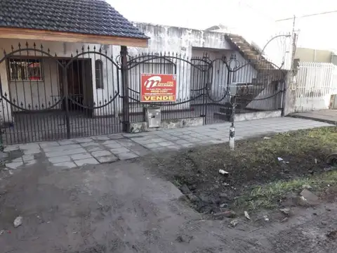 Casa - Venta - Argentina, La Matanza - SANTA ROSA 6866