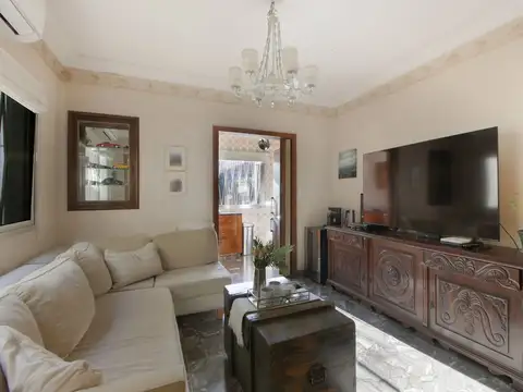 CASA 5 AMBIENTES CON PATIO SAN ANDRES BARRIO GOLF