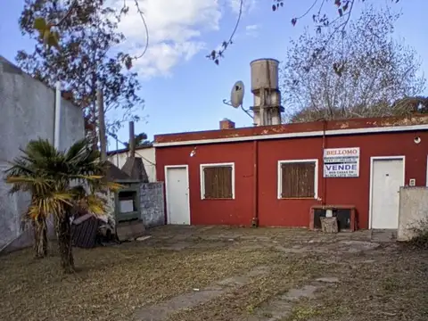 Casa 3 ambientes con 2 baños