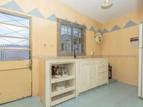 Venta Casa 2 Dormitorios Con Terreno en Pando
