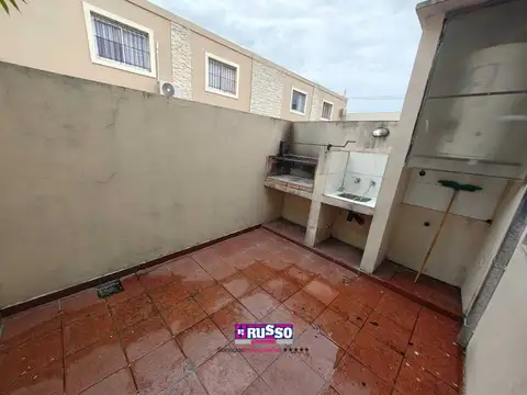 Departamento en Alquiler con 1 cocheras